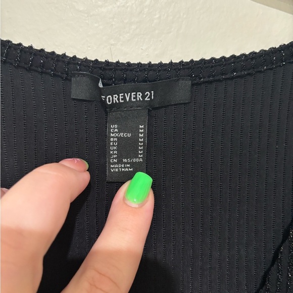 Forever 21 Black Ribbed Wrap Around Blouse size medium - Picture 3 of 6